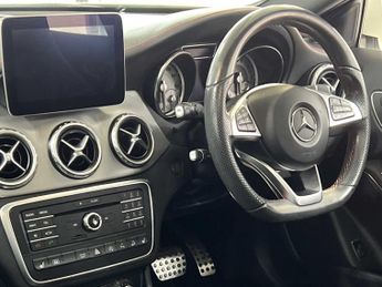Mercedes-Benz GLA AMG Line