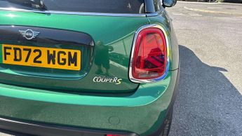 MINI Hatchback Cooper S Level 2