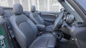 MINI Convertible Cooper Exclusive