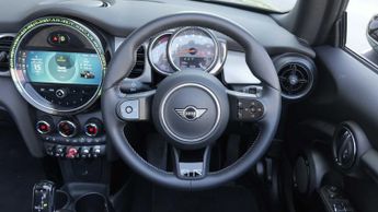 MINI Convertible Cooper Exclusive