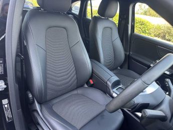 Mercedes-Benz GLA Sport