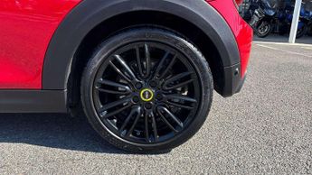 MINI Hatchback Cooper S Level 2