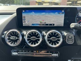 Mercedes-Benz EQA AMG Line