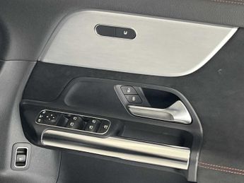 Mercedes-Benz EQA AMG Line
