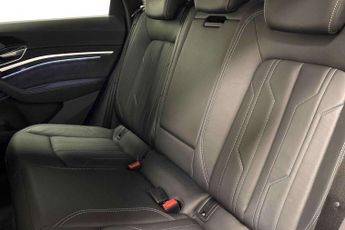 Audi Q8 Black Edition