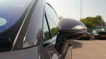 Porsche Macan Electric Estate 