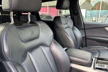 Audi Q7 S Line