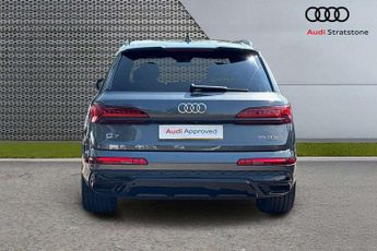 Audi Q7 S Line