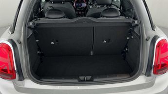 MINI Hatchback Cooper S Level 2