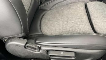 MINI Hatchback Cooper S Level 2
