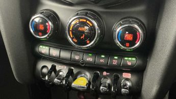 MINI Hatchback Cooper S Level 2