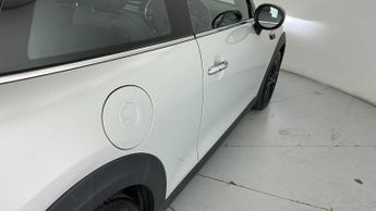 MINI Hatchback Cooper S Level 2