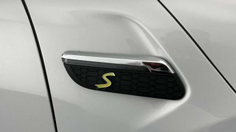 MINI Hatchback Cooper S Level 2