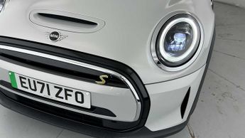 MINI Hatchback Cooper S Level 2