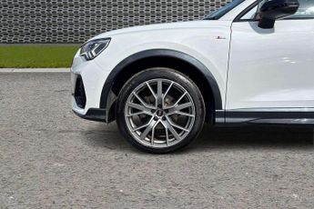 Audi Q3 Black Edition