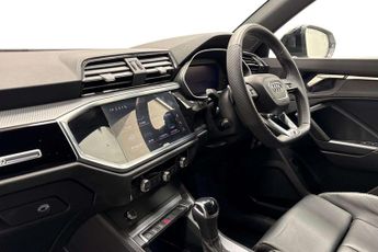 Audi Q3 Black Edition