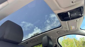 Land Rover Range Rover Velar Dynamic SE