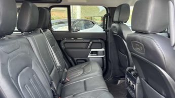 Land Rover Defender XS Edition