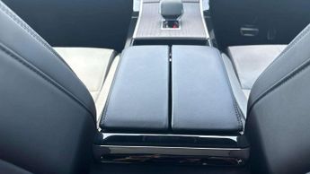 Land Rover Range Rover Velar Autobiography