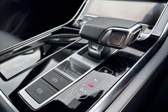 Audi Q7 S Line