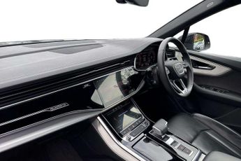 Audi Q7 S Line