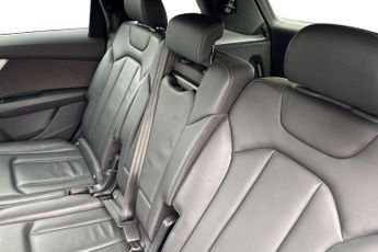 Audi Q7 S Line