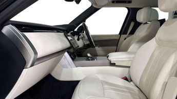 Land Rover Range Rover First Edition