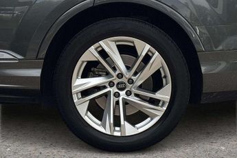 Audi Q7 S Line