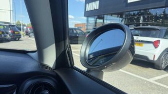 MINI Hatchback Cooper Classic