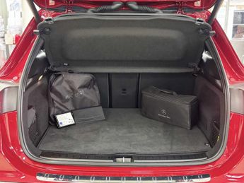 Mercedes-Benz EQA AMG Line