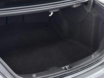 Mercedes-Benz E Class SE