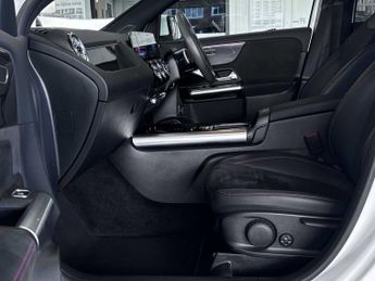 Mercedes-Benz GLA AMG Line