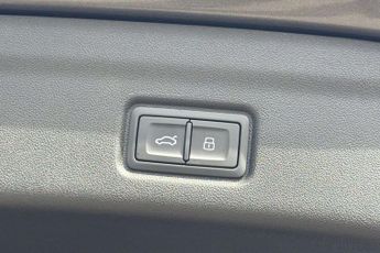 Audi Q6 Black Edition