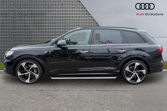 Audi Q7 Black Edition