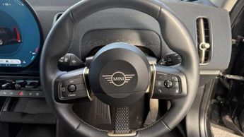 MINI Countryman SE Classic