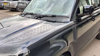 Land Rover Defender XS Edition