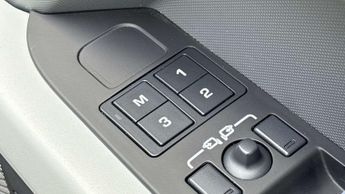 Land Rover Defender XS Edition