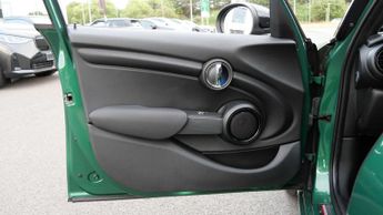 MINI Hatchback Cooper Sport