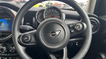 MINI Hatchback Cooper