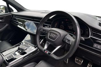 Audi Q7 S Line