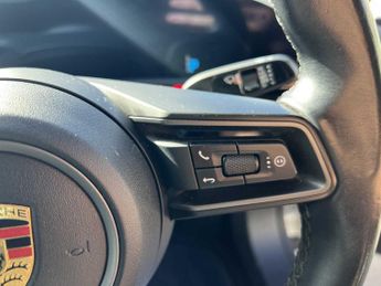 Porsche Taycan 4S