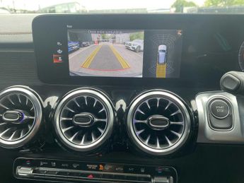 Mercedes-Benz EQB AMG Line