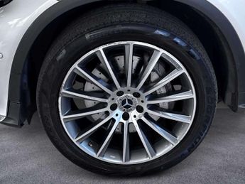Mercedes-Benz GLC AMG Line