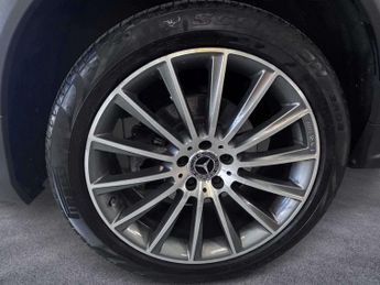 Mercedes-Benz GLC AMG Line