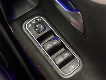 Mercedes-Benz Cla AMG Line