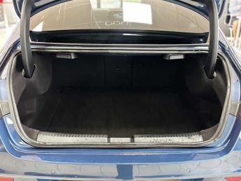 Mercedes-Benz Cla AMG Line