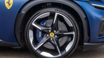 Ferrari Purosangue 