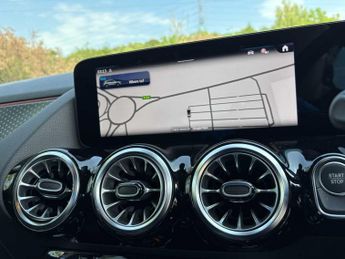 Mercedes-Benz EQA Sport Executive