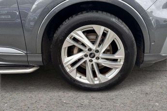 Audi Q7 S Line