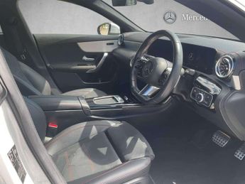 Mercedes-Benz Cla AMG Line
